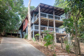 Bethongabel + Huge Home + sleeps 9 + Central